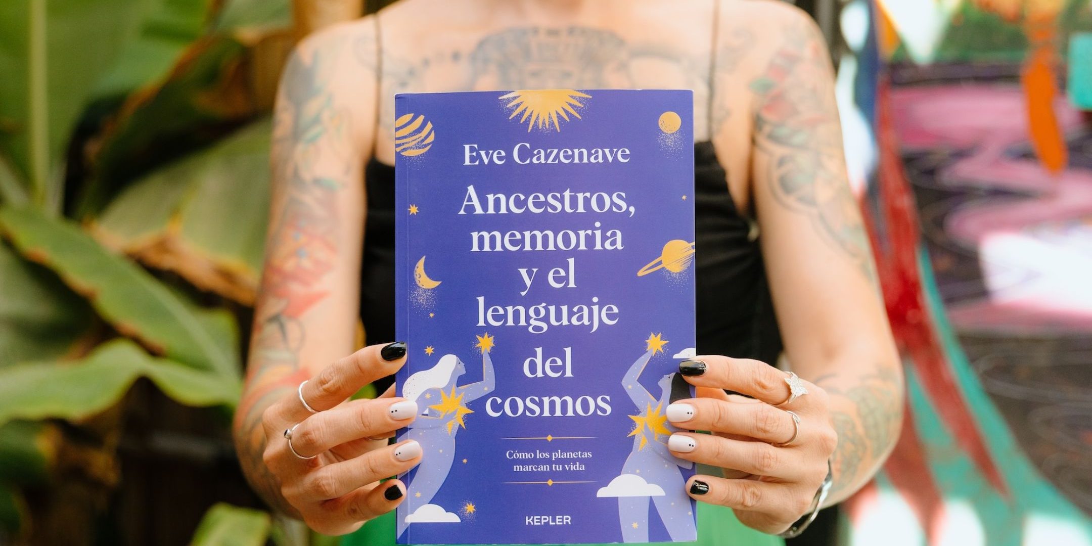 Ancestros, Memoria y el Lenguaje del Cosmos Eve Cazenave